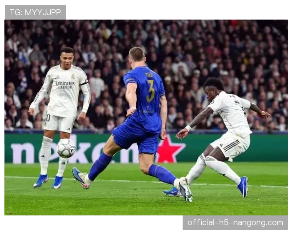 姆巴佩周末又晒手表，普通人看了怀疑人生这是买菜还是买表？