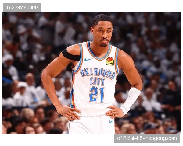 威金斯防守压制对手锋线，无球切入效率显著提升