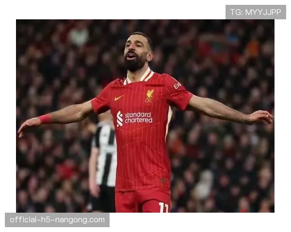 利物浦压迫体系防守漏洞问题凸显，球队近期防线表现承压，竞争稳定性面临考验