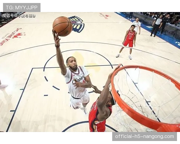卡瓦伊·莱昂纳德挡拆拉开空间提升得分效率明显优于球队其他锋线