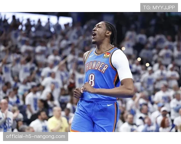 杰·伦·杰克逊二世通过精准挡拆拉开防守提升三分命中率